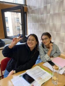 Аккредитация 11 kabinet-anglijskogo-yazyka-studenty