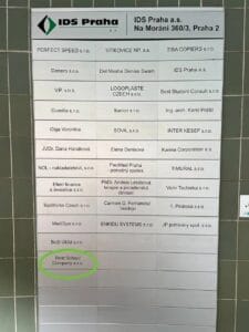 Аккредитация 12 tablichka-best-school