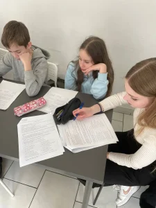 Українська загальноосвітня школа в центрі Праги 3 ucheba-ukrainczev-v-prage