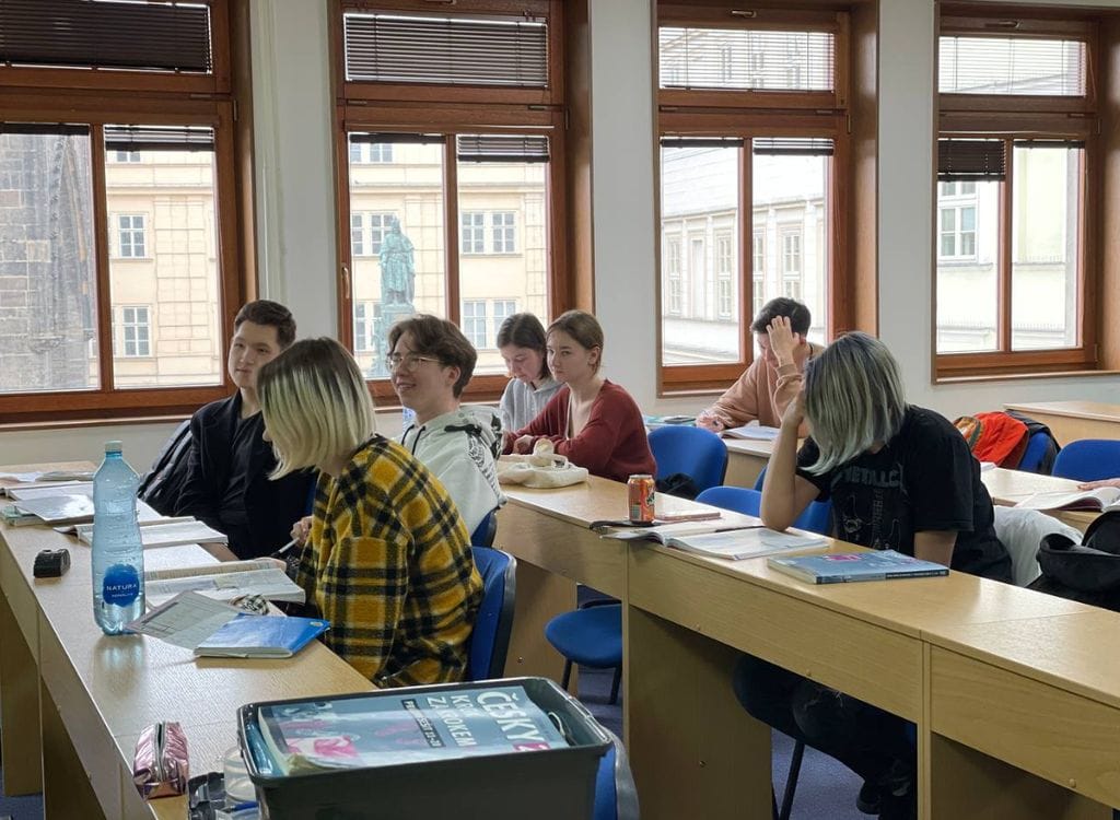 mozhno li postupit v cheshskij vuz bez yazykovyh kursov uk 01