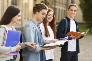 kakoi uroven cheshskoho neobkhodym dlia postuplenyia v vuz