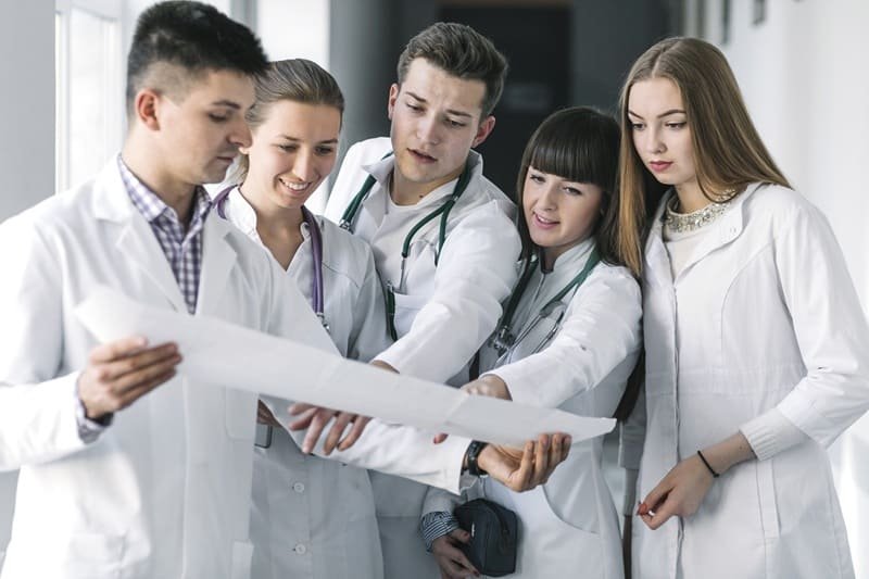medicinskoe obrazovanie v chehii dlya ukraincev